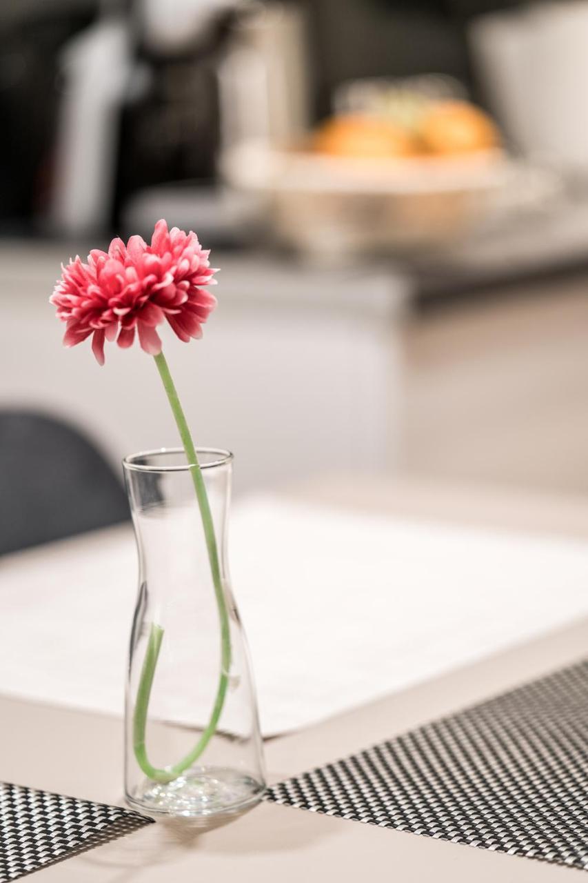 เออร์เบิน เนสต์ - สวีท แอนด์ อพาร์ตเมนต์ Aparthotel เอเธนส์ ภายนอก รูปภาพ